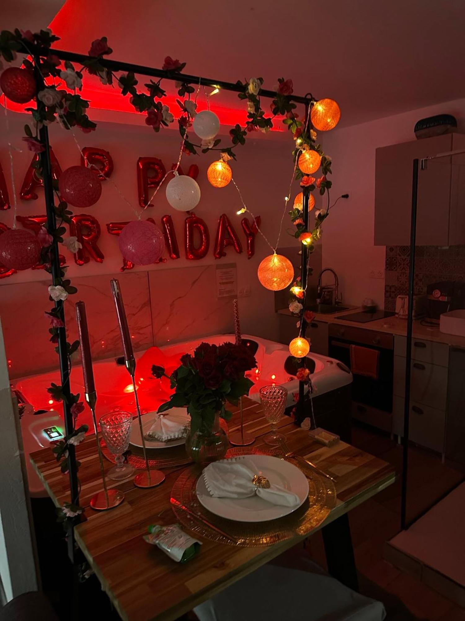 Love Room Nantais Нант Экстерьер фото