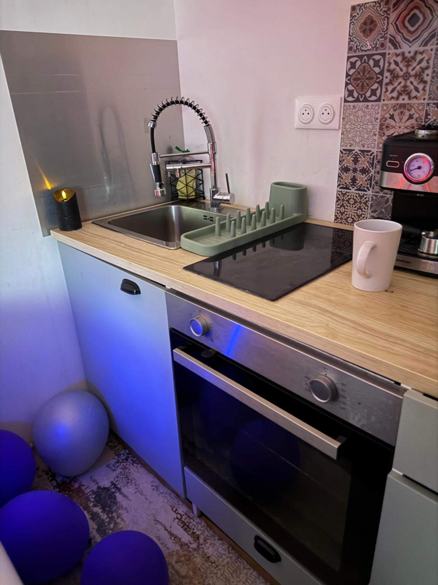 Love Room Nantais Нант Экстерьер фото